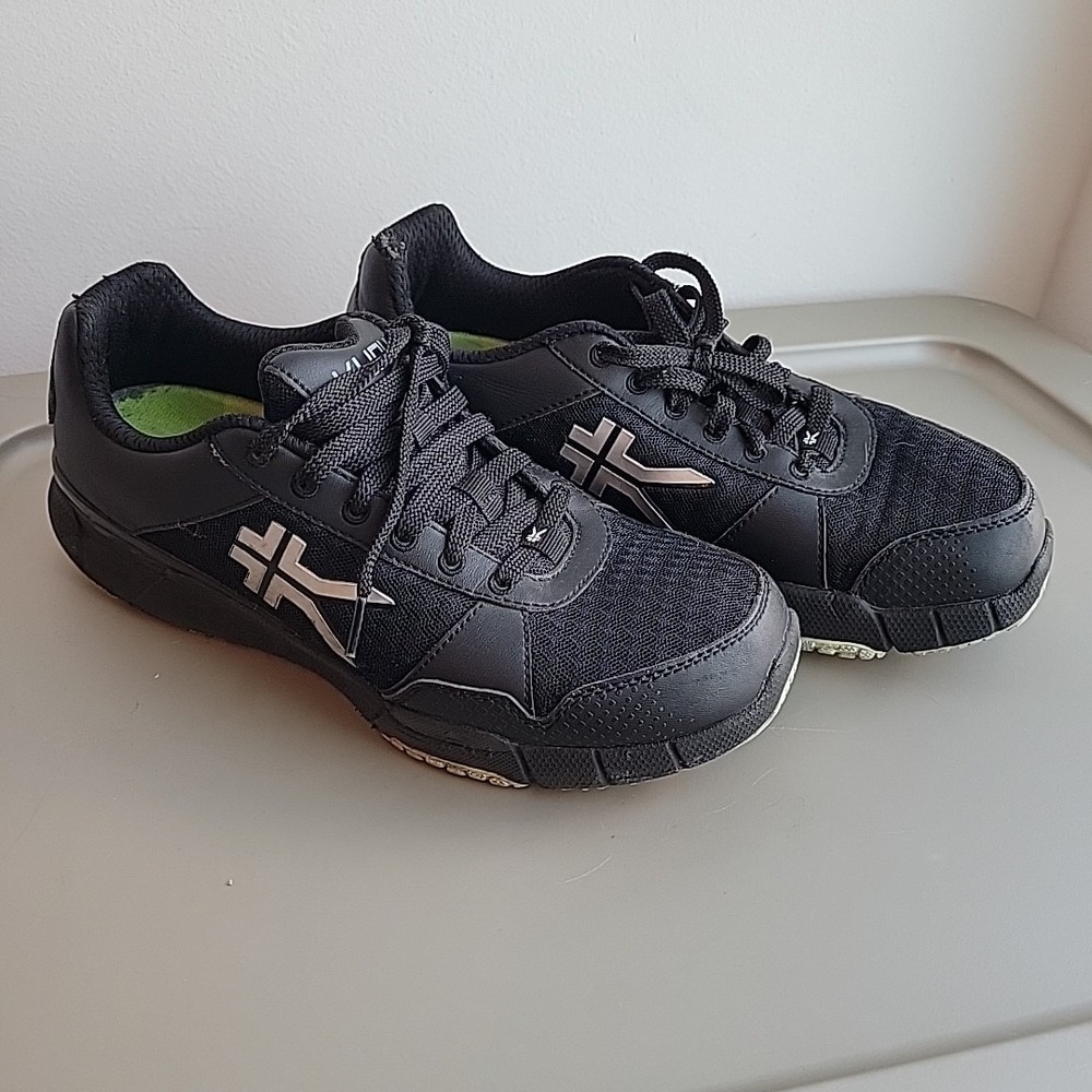 Kuru Quantum Women's Mesh Running Shoes Black Sneakers Size 9.5 Athletic Comfort